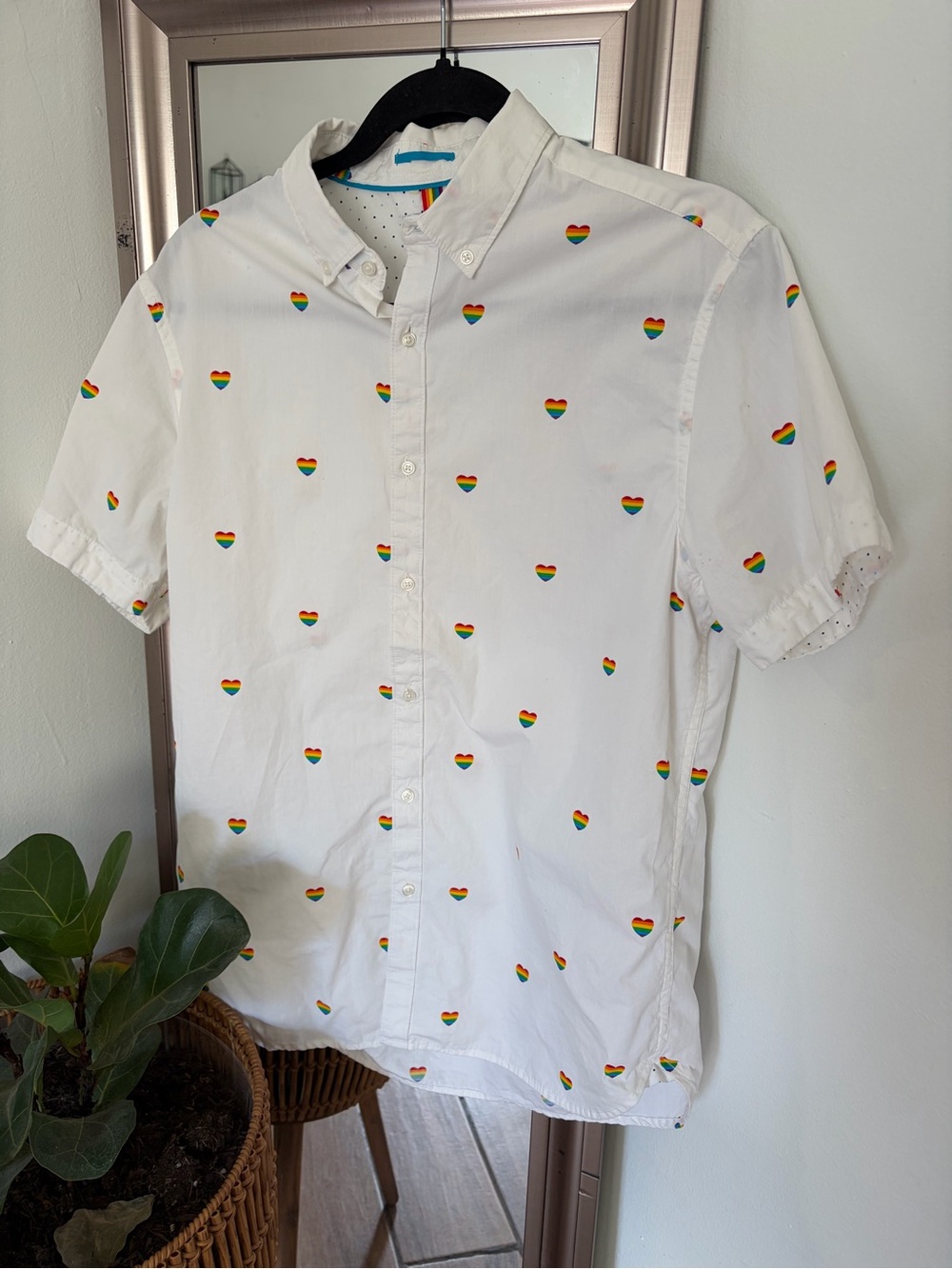 PRIDE Rainbow Heart Denim & Flower Ricky Singh Button Up Shirt Men’s M